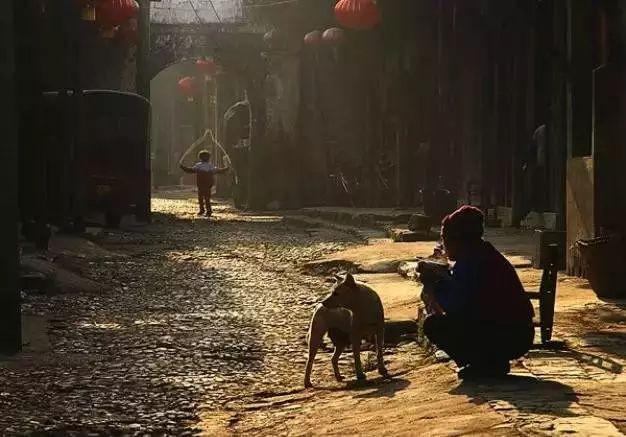 动漫头像男古风,动漫头像男古风，小巷中的隐秘宝藏